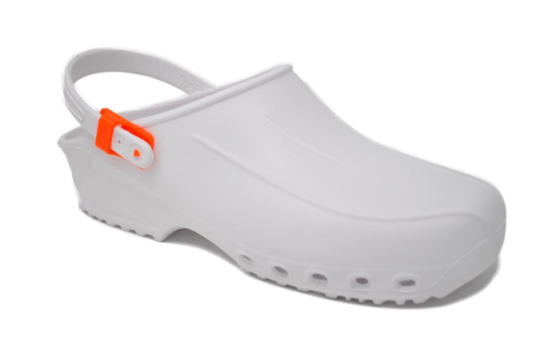 Zoccolo per uso sanitario modello Xblue light