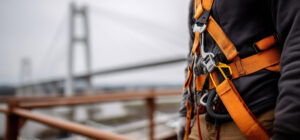 Imbracature anticaduta complete o modulari? Differenze e consigli per l’acquisto